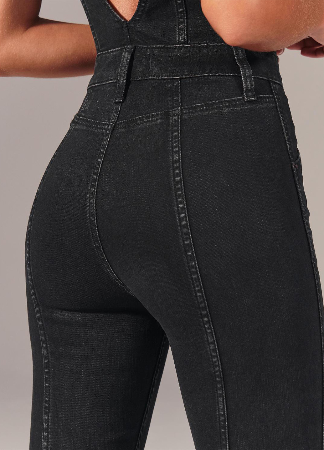 Комбінезон Abercrombie & Fitch комбінезон-брюки однотонний чорний джинсовий бавовна