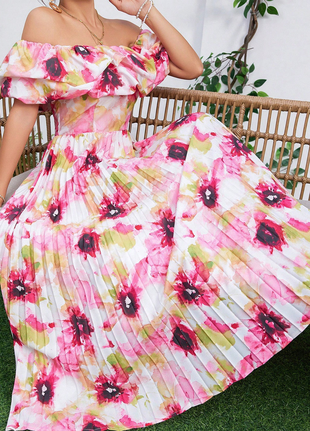 Комбинированное кэжуал платье с открытыми плечами, плиссированное SHEIN с цветочным принтом