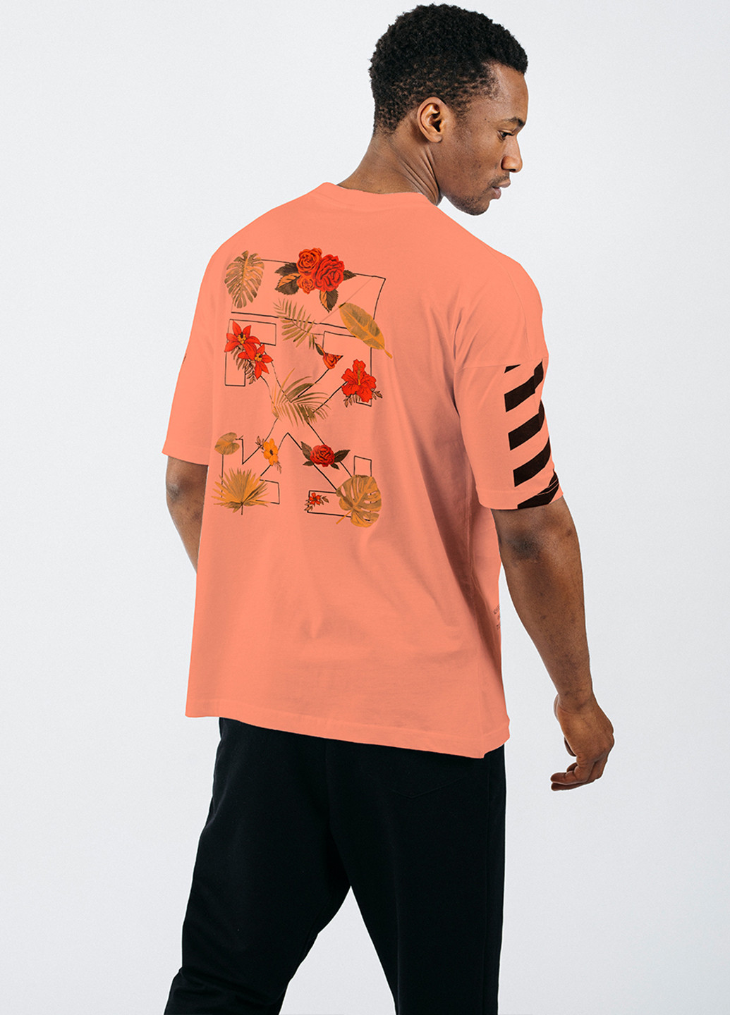 Персиковая футболка Eksibir