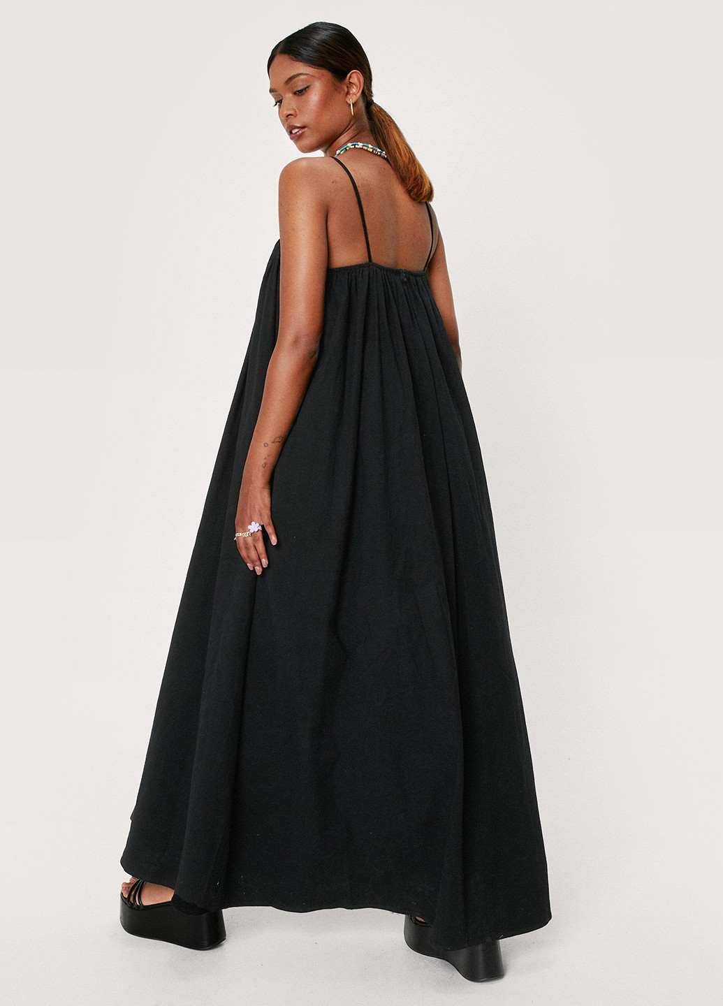 Чорна кежуал сукня а-силует Nasty Gal однотонна
