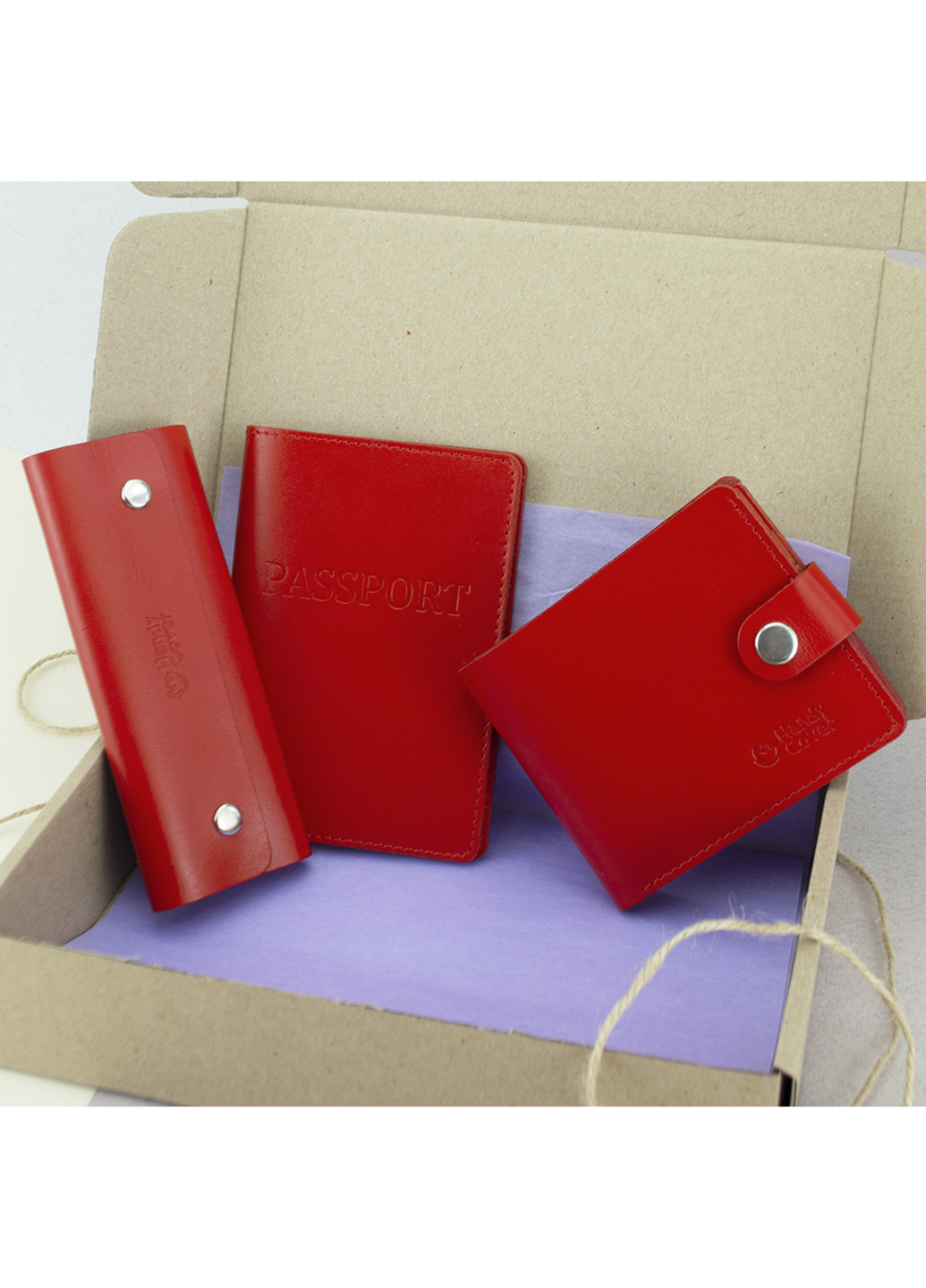 Подарунковий жіночий набір №62: обкладинка на паспорт + ключниця + портмоне (червоний) HandyCover (250140795)