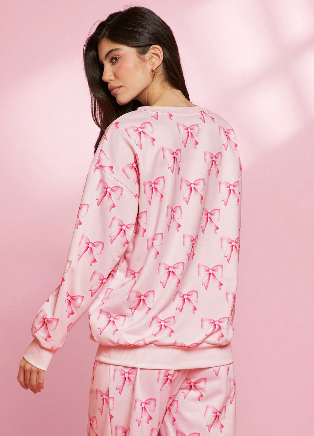 Світло-рожевий світшот SHEIN малюнок без декору (341532520)