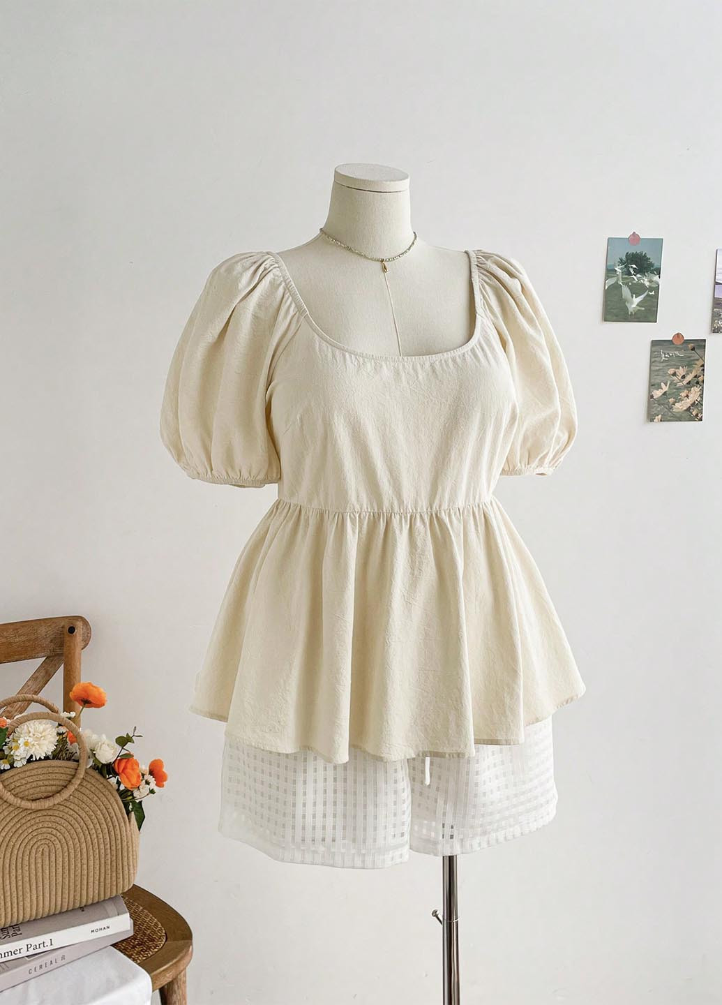 Кремовая блуза с баской SHEIN