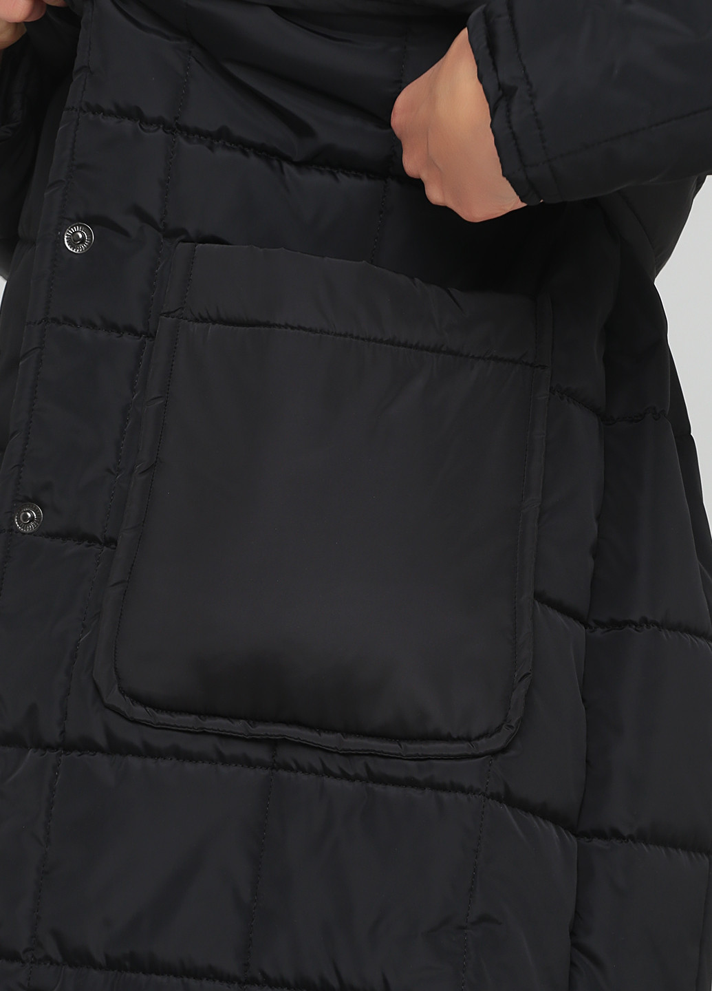 Черная демисезонная куртка Stimma