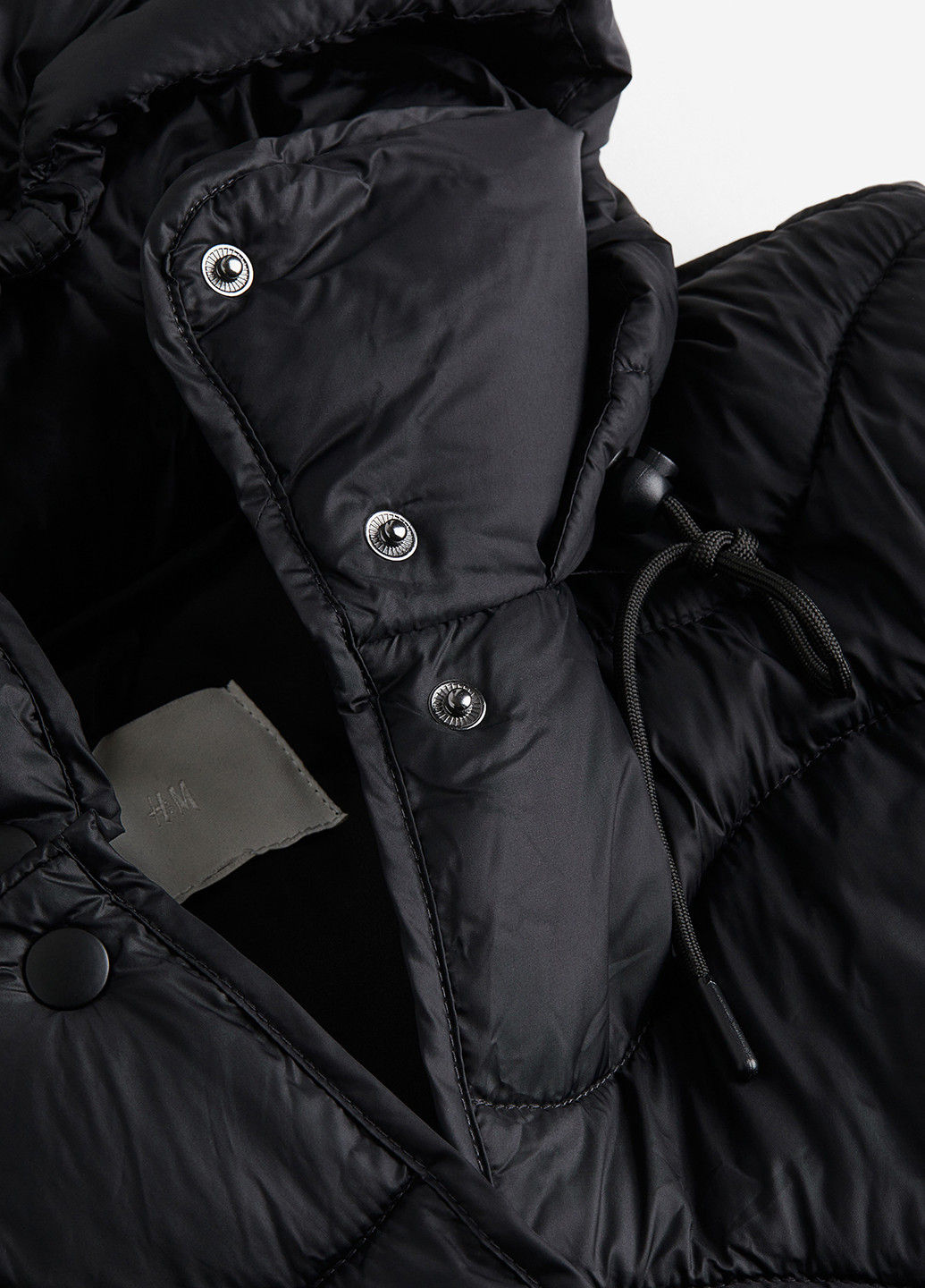 Черная демисезонная куртка H&M