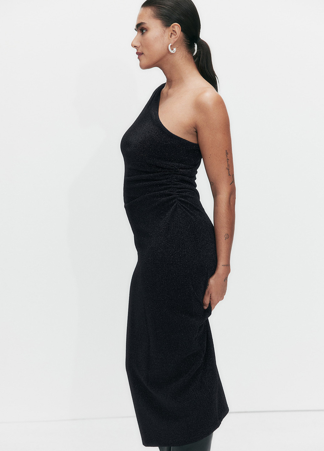 Чорна вечірня, кежуал сукня на одне плече H&M однотонна