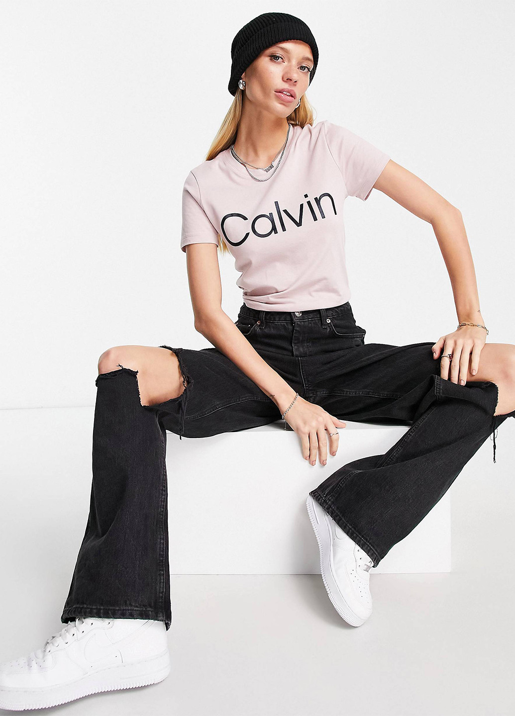 Рожева літня футболка Calvin Klein