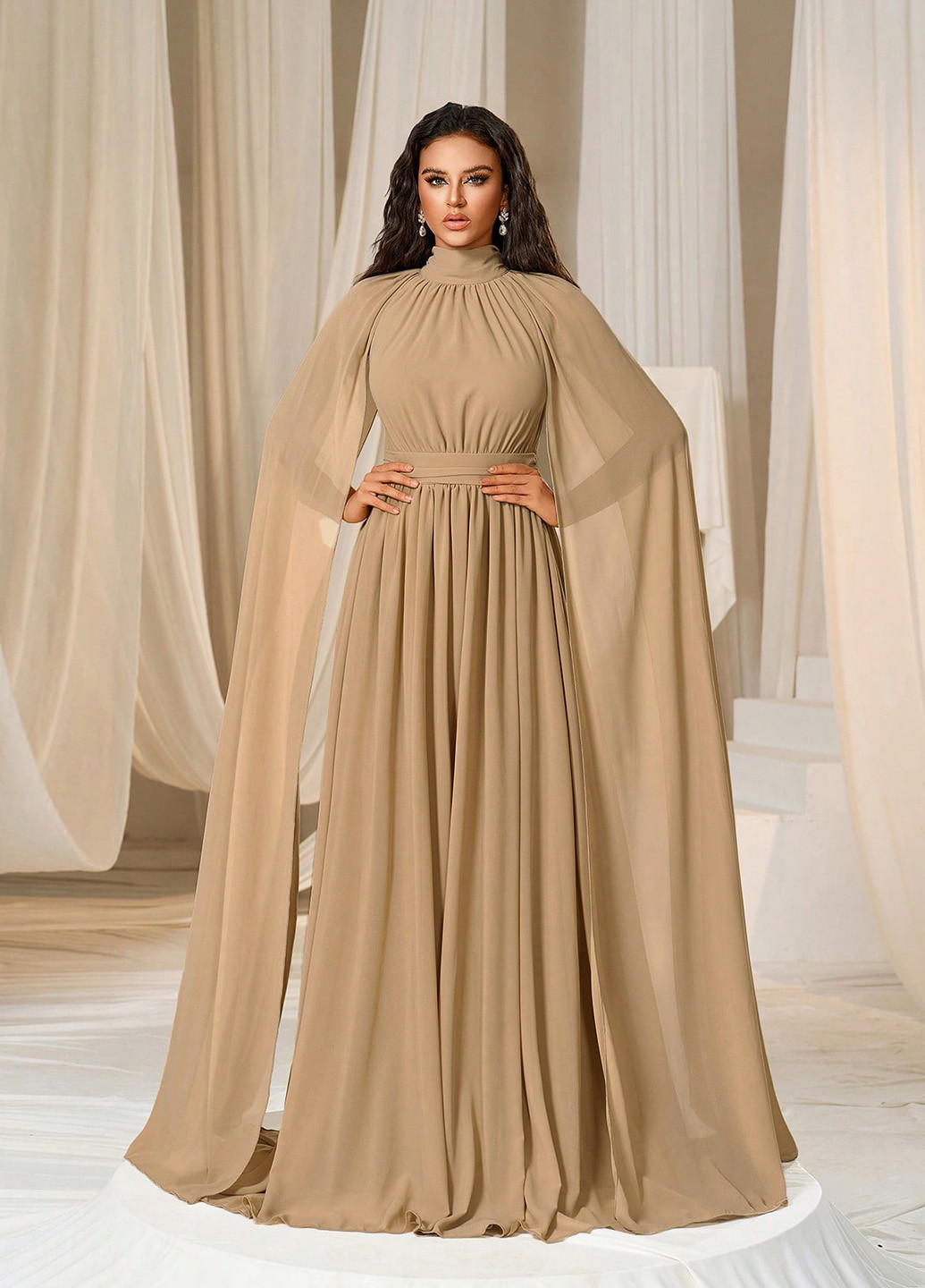 Темно-бежева вечірня сукня з спідницею-сонце, сукня-кейп SHEIN однотонна