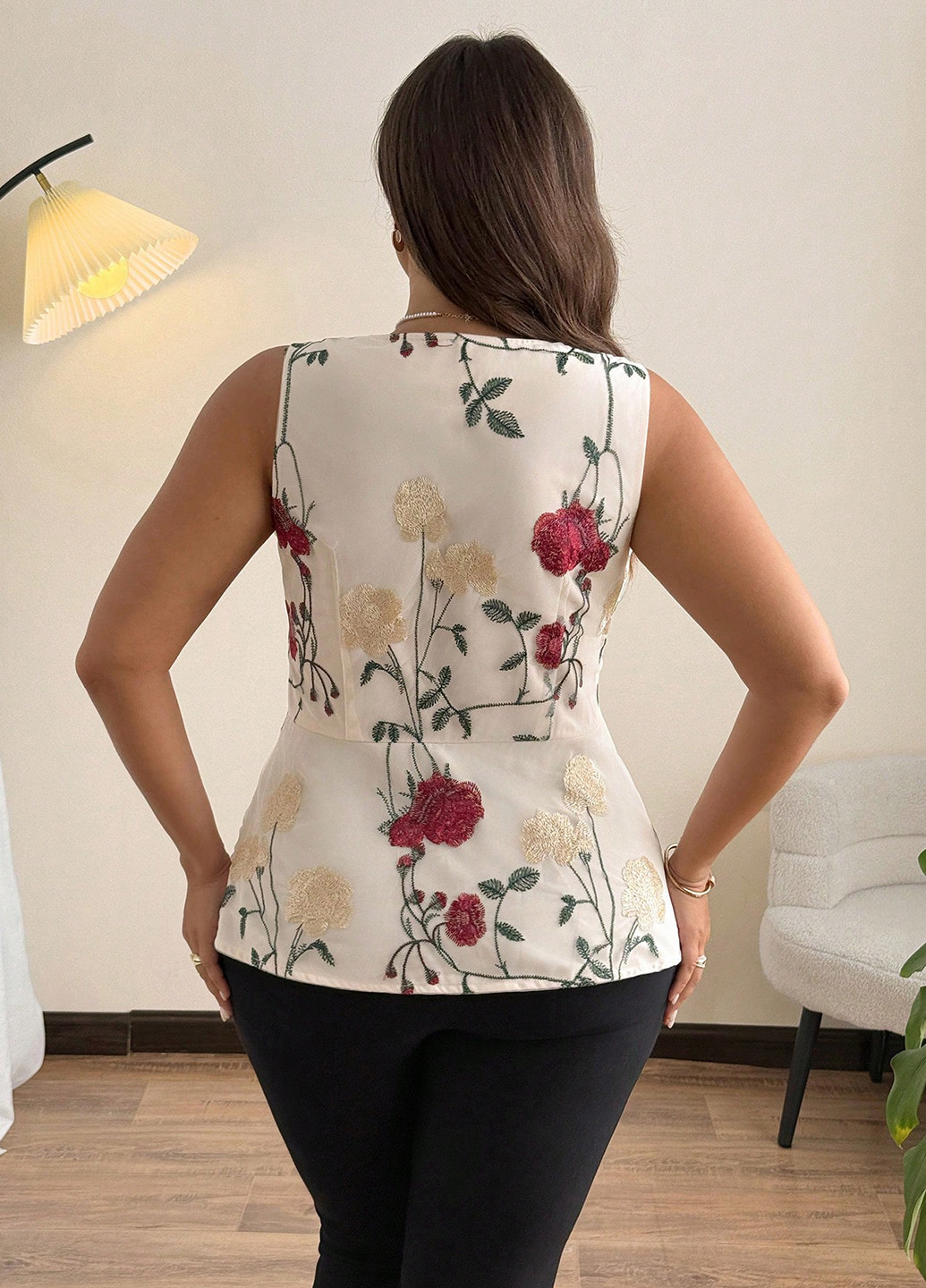 Кремовая блуза с баской SHEIN