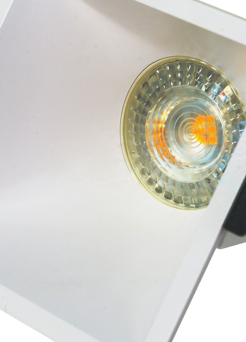 Світильник точковий HDL-DS 177A GU5.3 WH Brille (253893338)