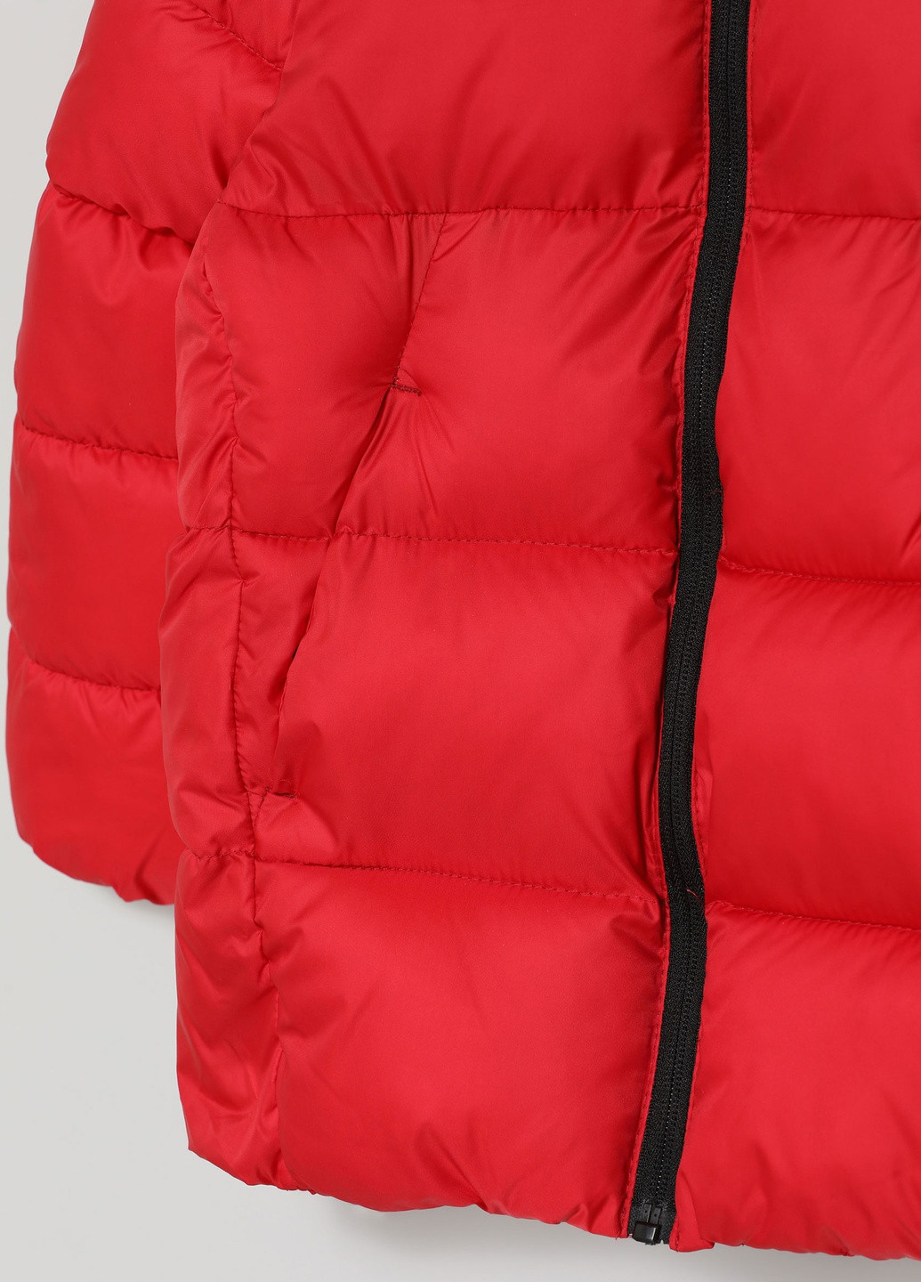 Червона демісезонна демісезонна куртка для хлопчика червона 5811715600 Lefties