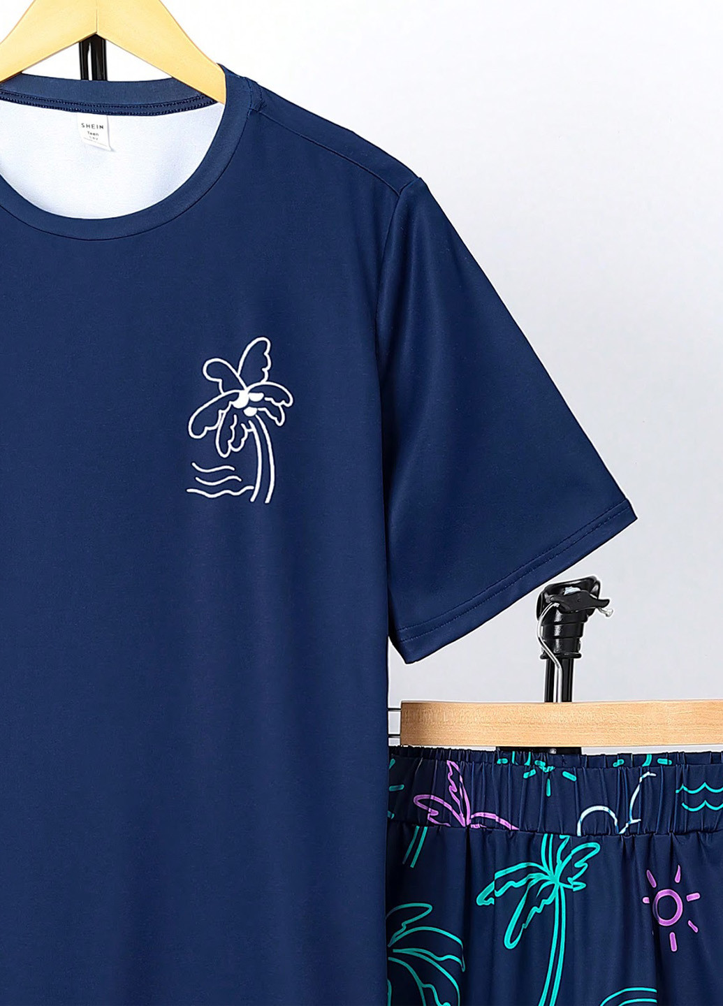 Синя всесезон піжама (футболка, шорти) футболка + шорти SHEIN
