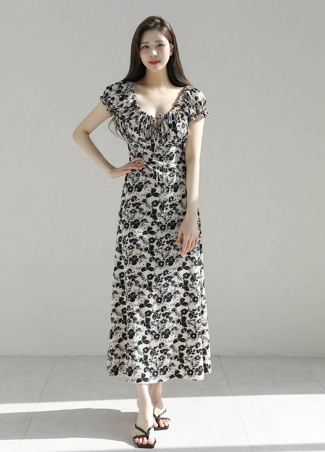 Чорно-білий кежуал сукня а-силует SHEIN з квітковим принтом