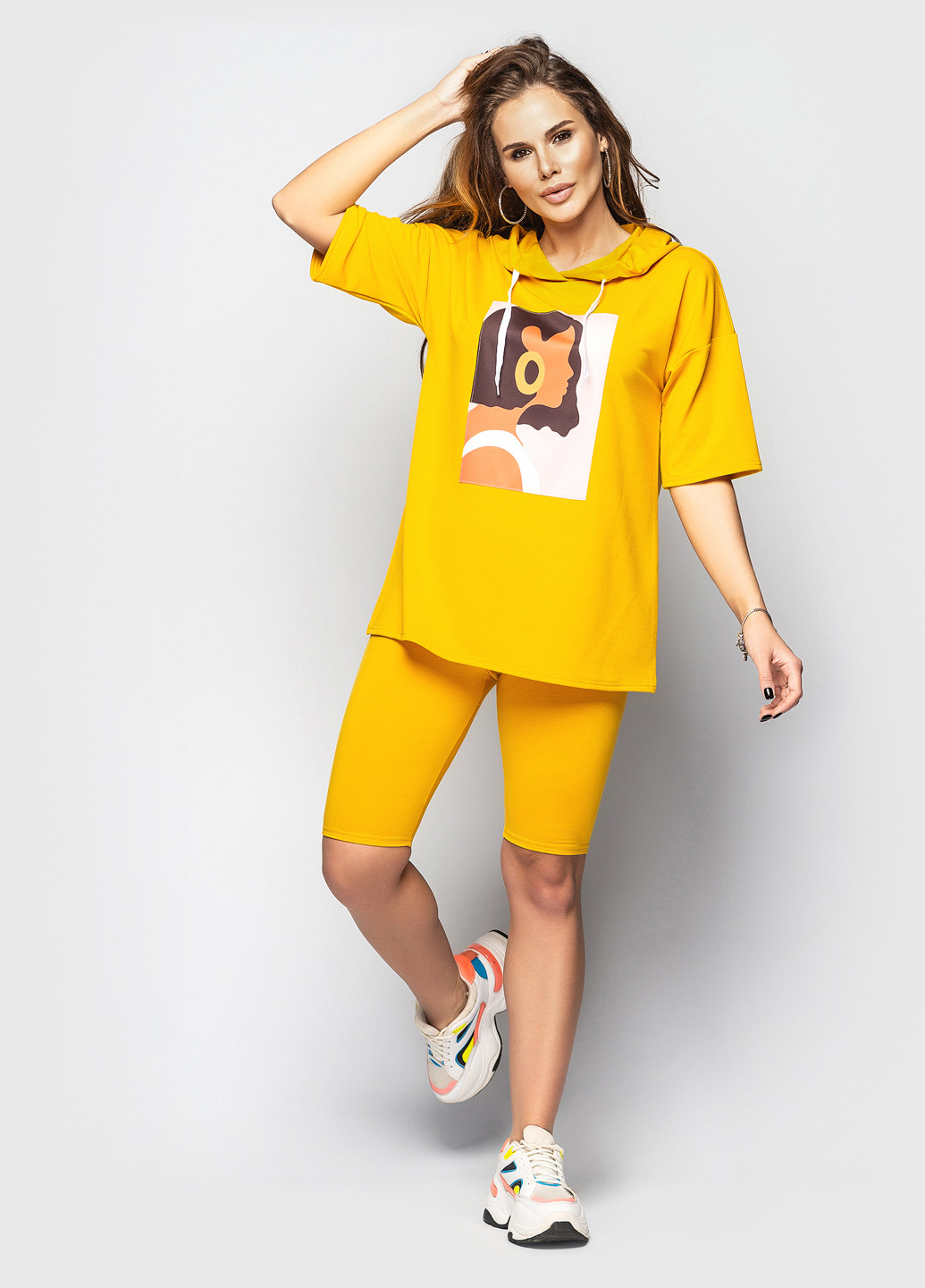 Желтый летний комплект (футболка, шорты) Larionoff