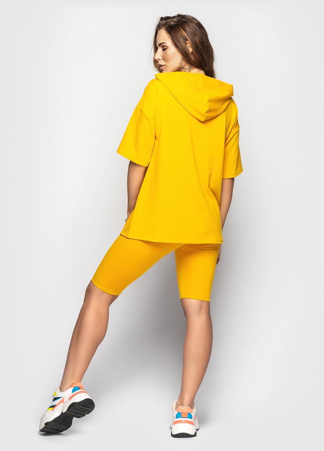 Жовтий літній комплект (футболка, шорти) Larionoff