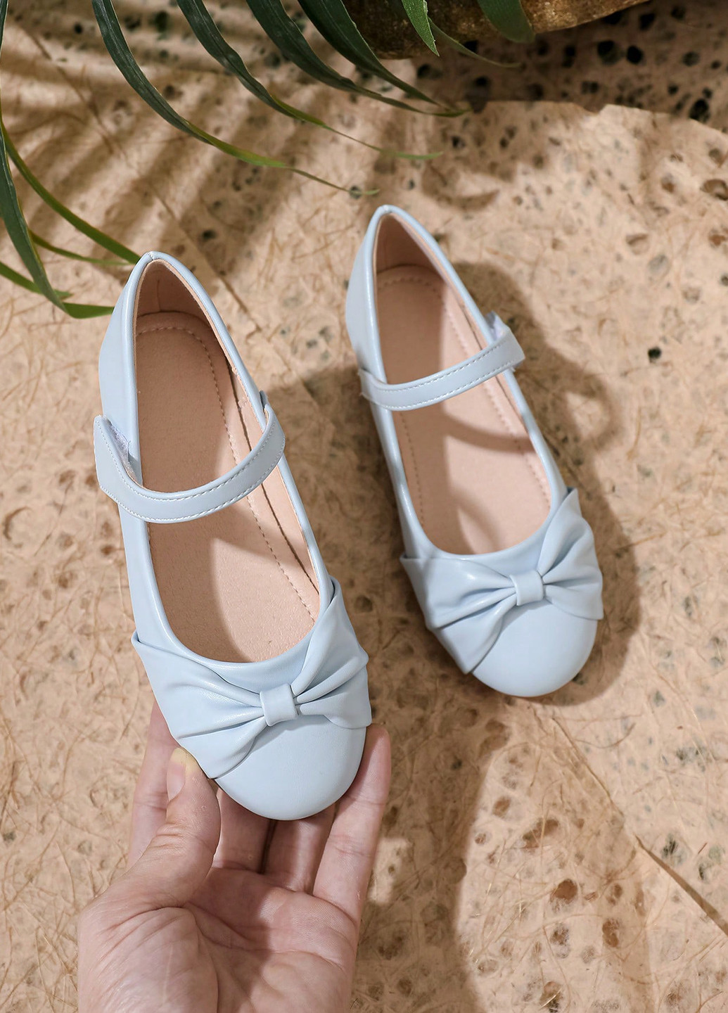 Светло-голубые туфли на низком каблуке SHEIN