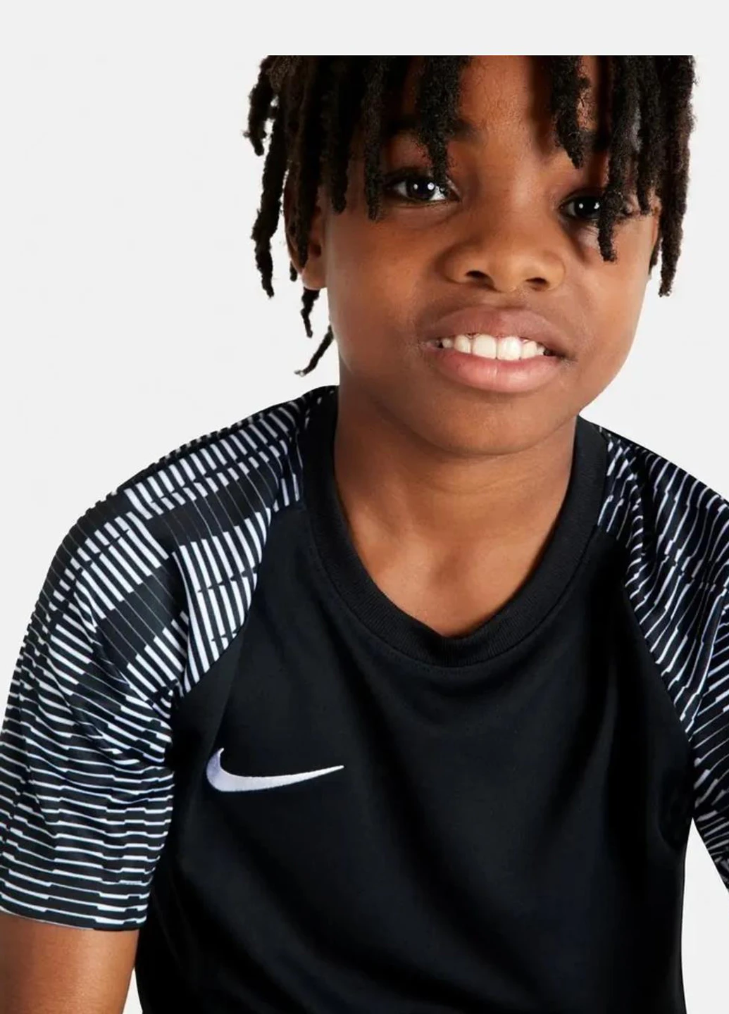 Чорна демісезонна футболка dh8369-010 Nike Dri-Fit Academy