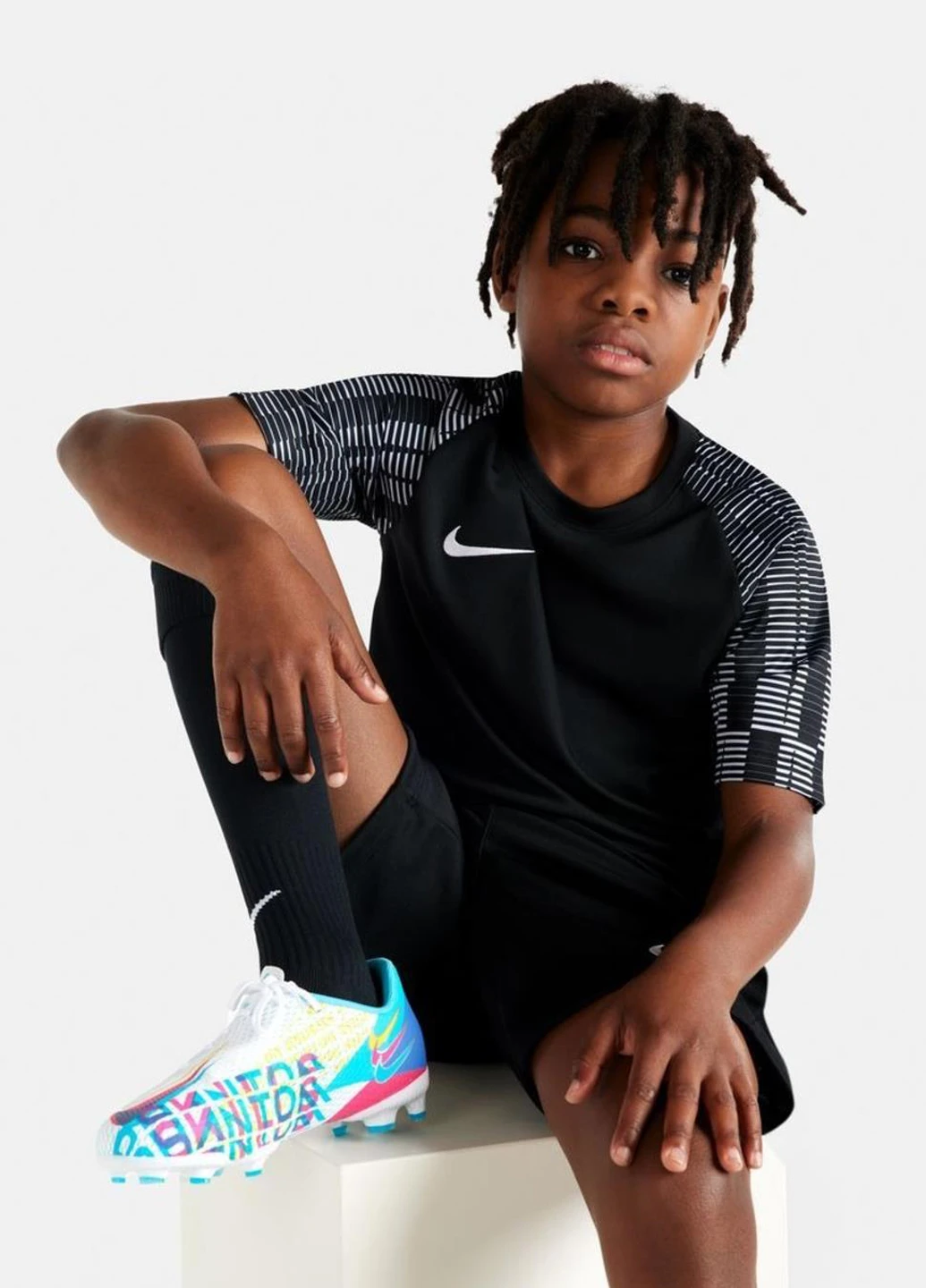 Чорна демісезонна футболка dh8369-010 Nike Dri-Fit Academy