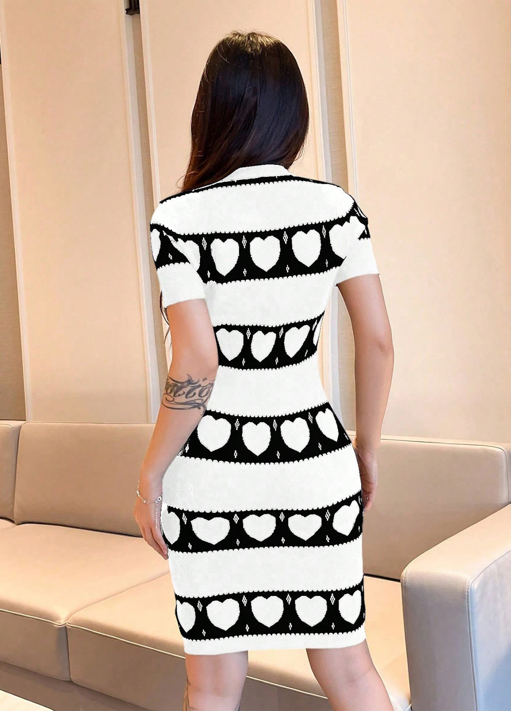 Черно-белое кэжуал платье силуэтная SHEIN сердечки