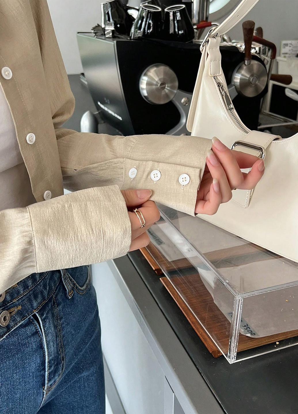 Светло-бежевая блуза SHEIN