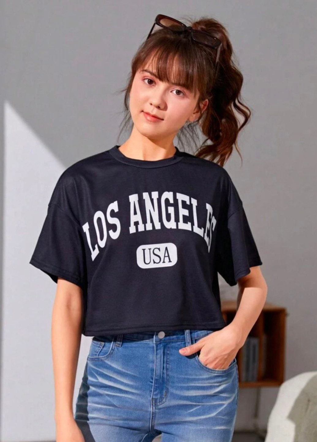 Черная летняя футболка SHEIN