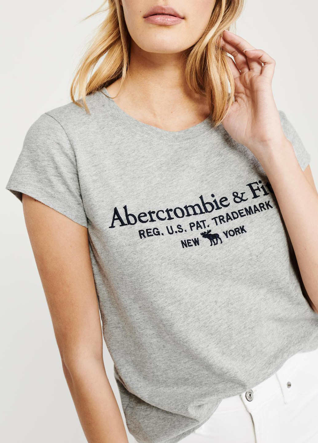 Сіра літня футболка Abercrombie & Fitch