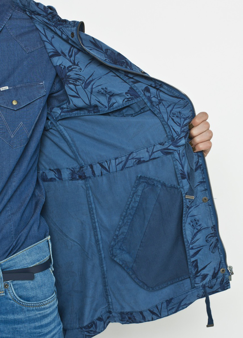 Синяя демисезонная куртка Pepe Jeans