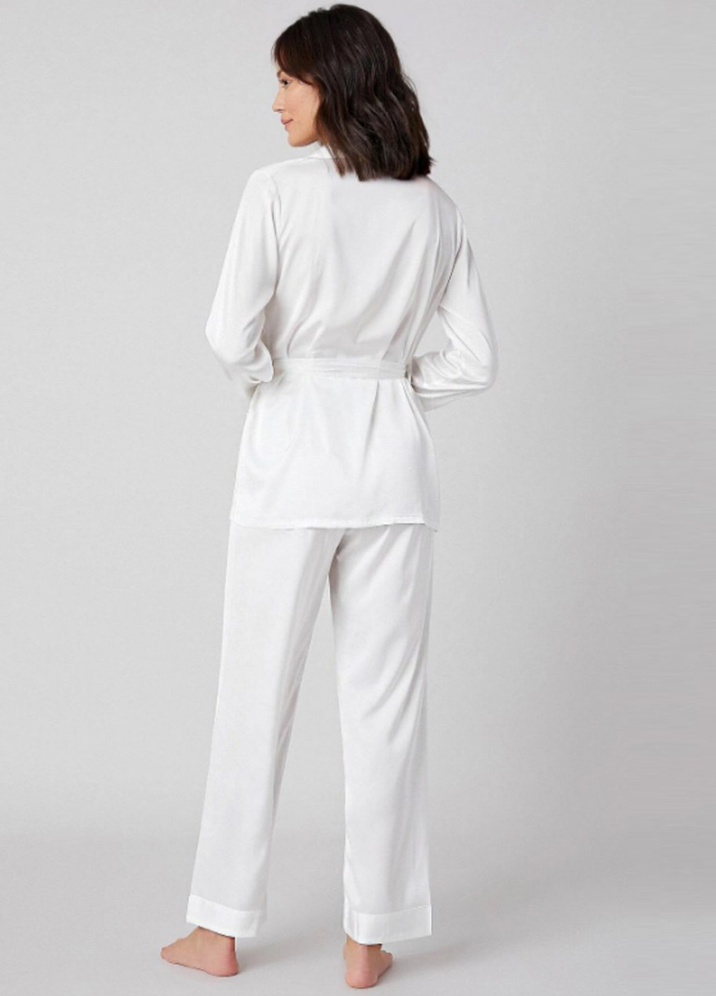 Белый демисезонный комплект (блуза, брюки) Ghazel