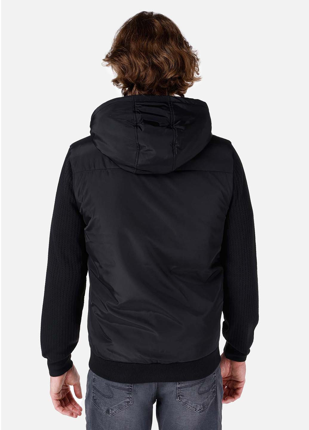 Чорна демісезонна куртка Colin's