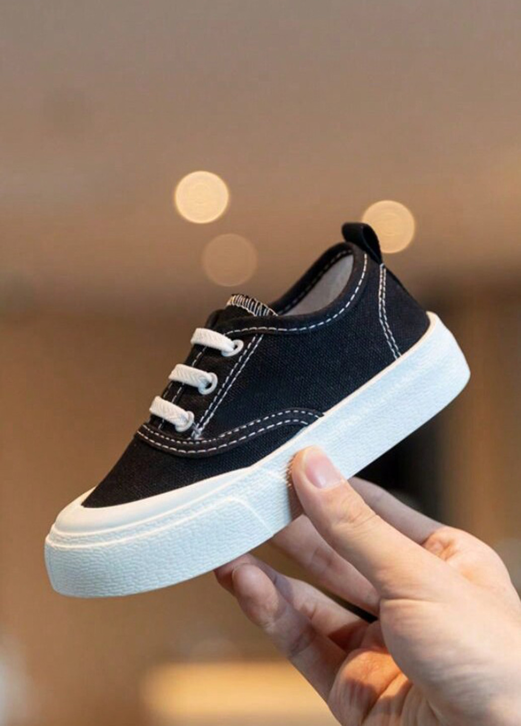 Черно-белые кеды SHEIN