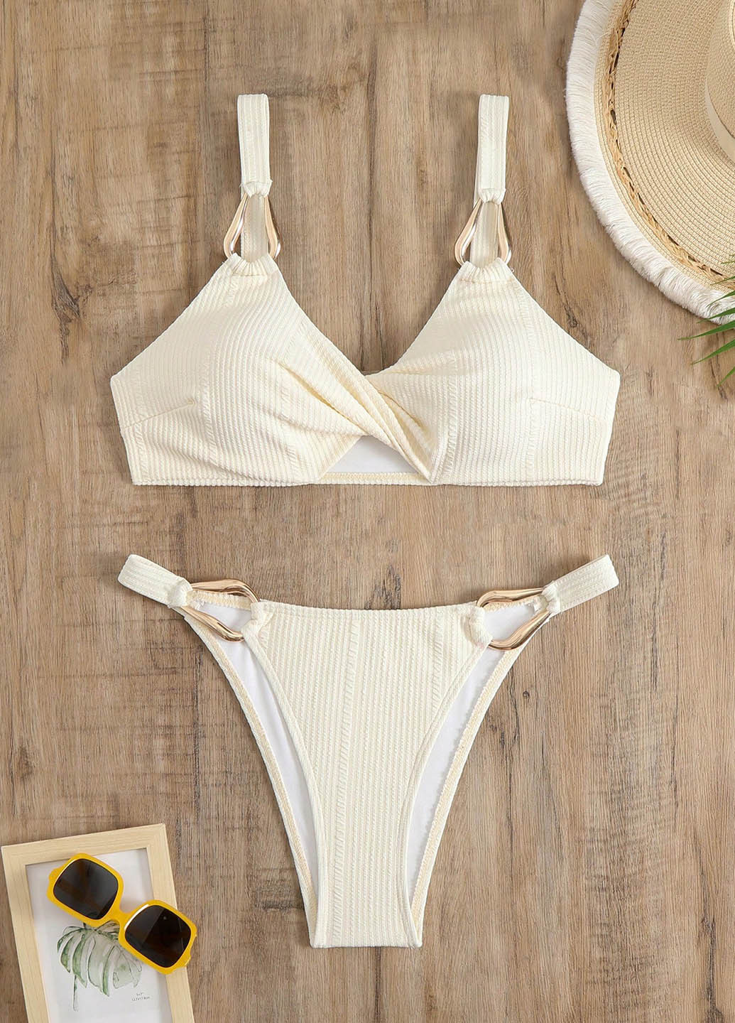 Світло-бежевий демісезонний купальник (ліф, трусики) топ, роздільний SHEIN