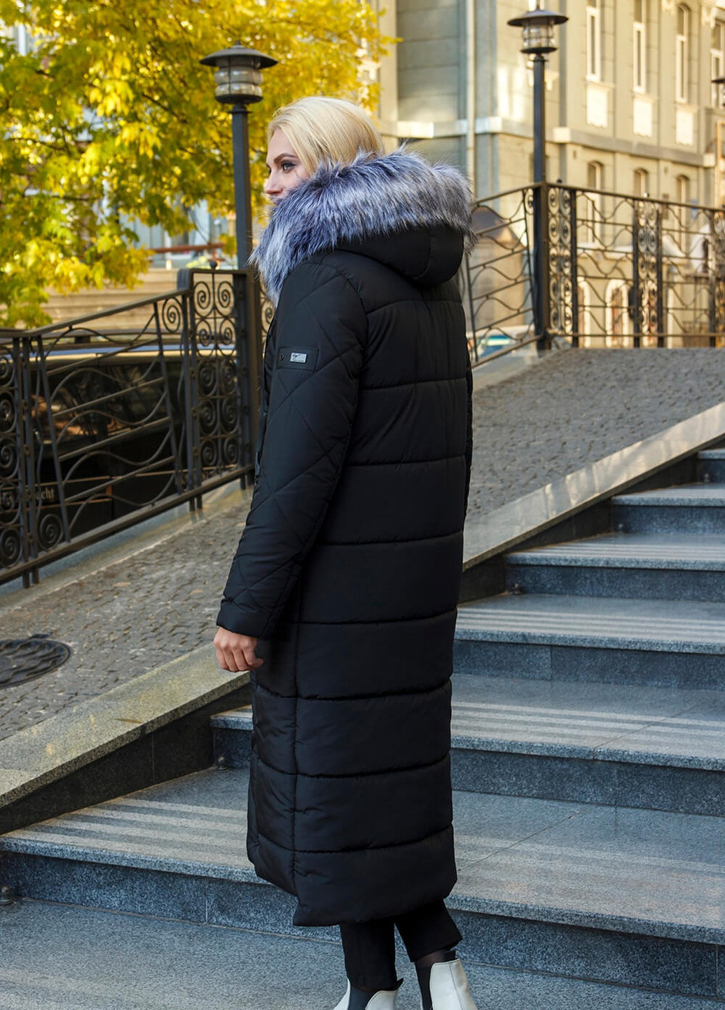 Чорна зимня куртка-пальто stefaniya MioRichi
