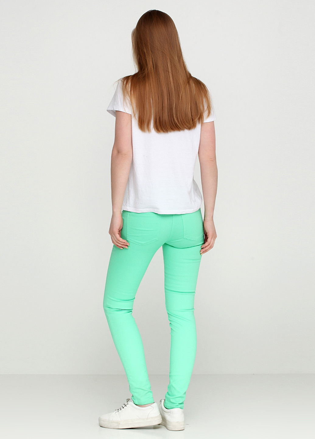 Зеленые джинсовые летние зауженные брюки H&M