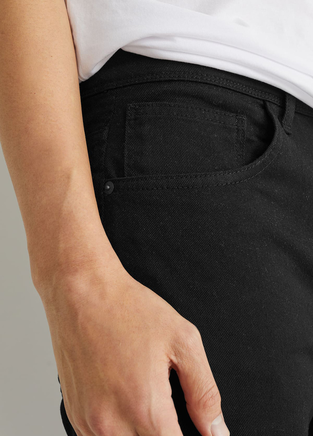 Черные демисезонные прямые джинсы C&A