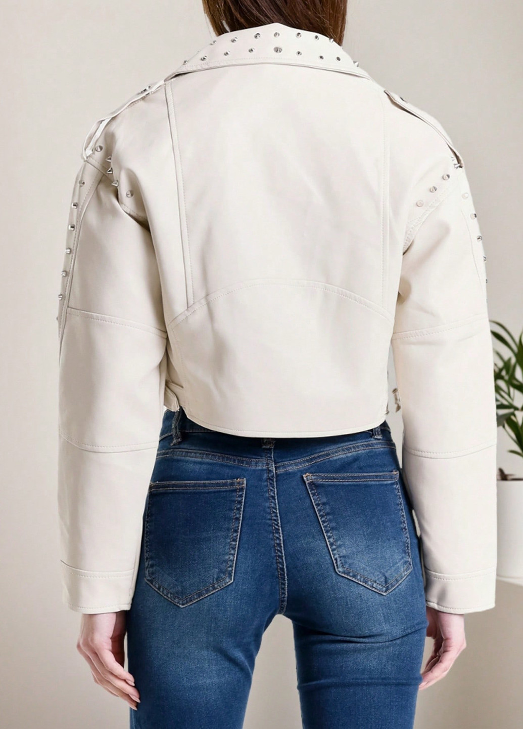 Біла демісезонна куртка косуха SHEIN