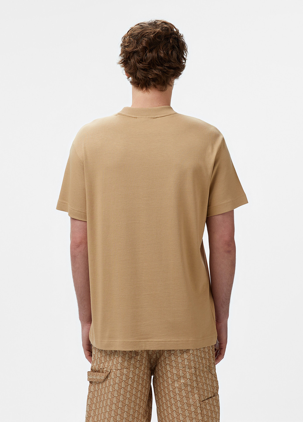 Бежевая футболка Lacoste