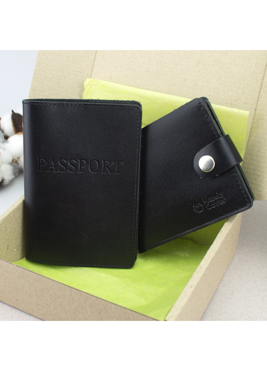 Подарунковий чоловічий набір №56: обкладинка на паспорт + портмоне HC0042 (чорний) HandyCover (242170166)