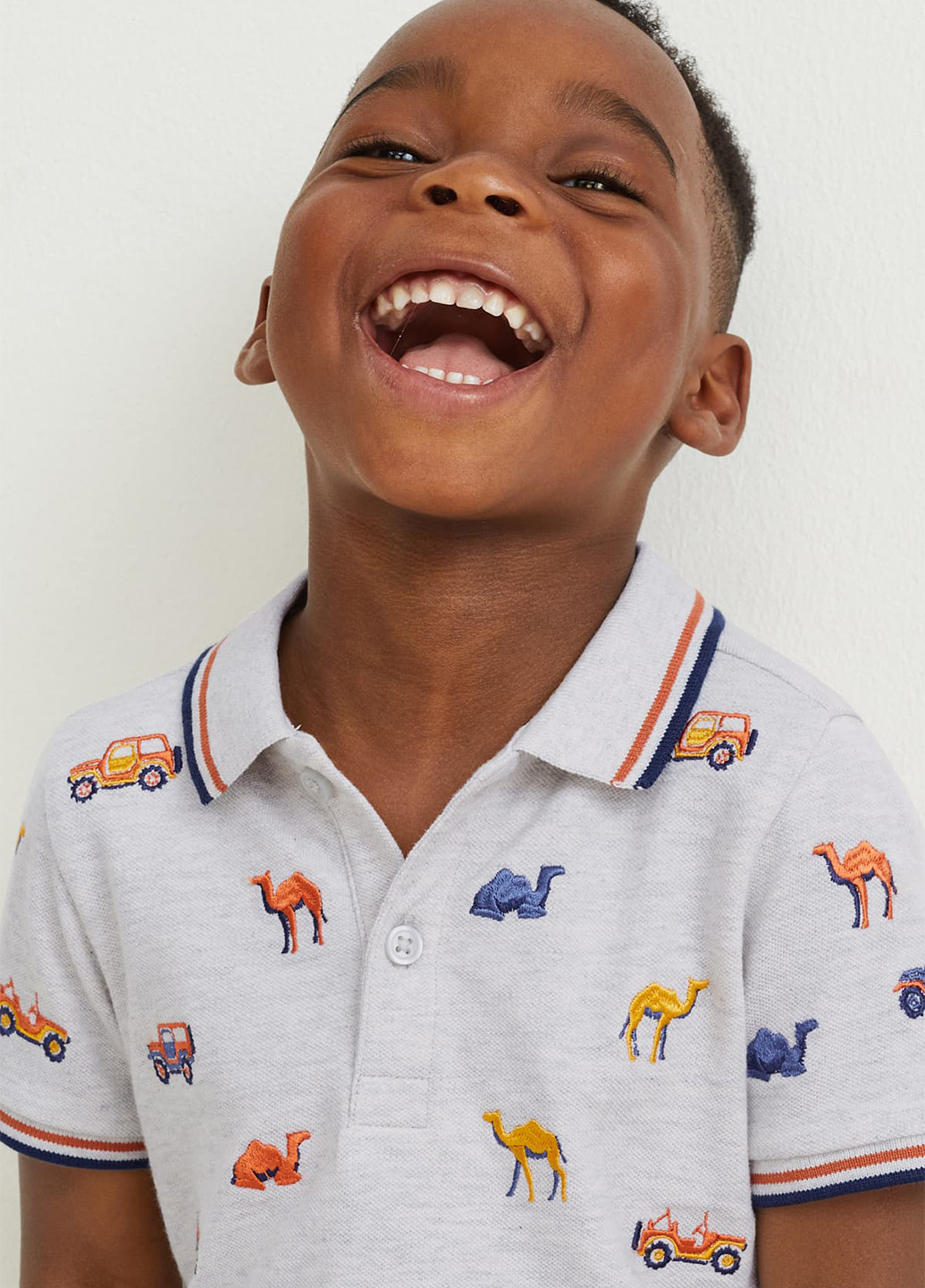 Светло-серая детская футболка-поло для мальчика C&A меланжевая
