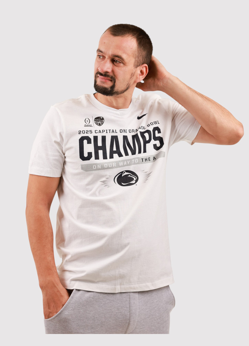 Белая футболка Nike