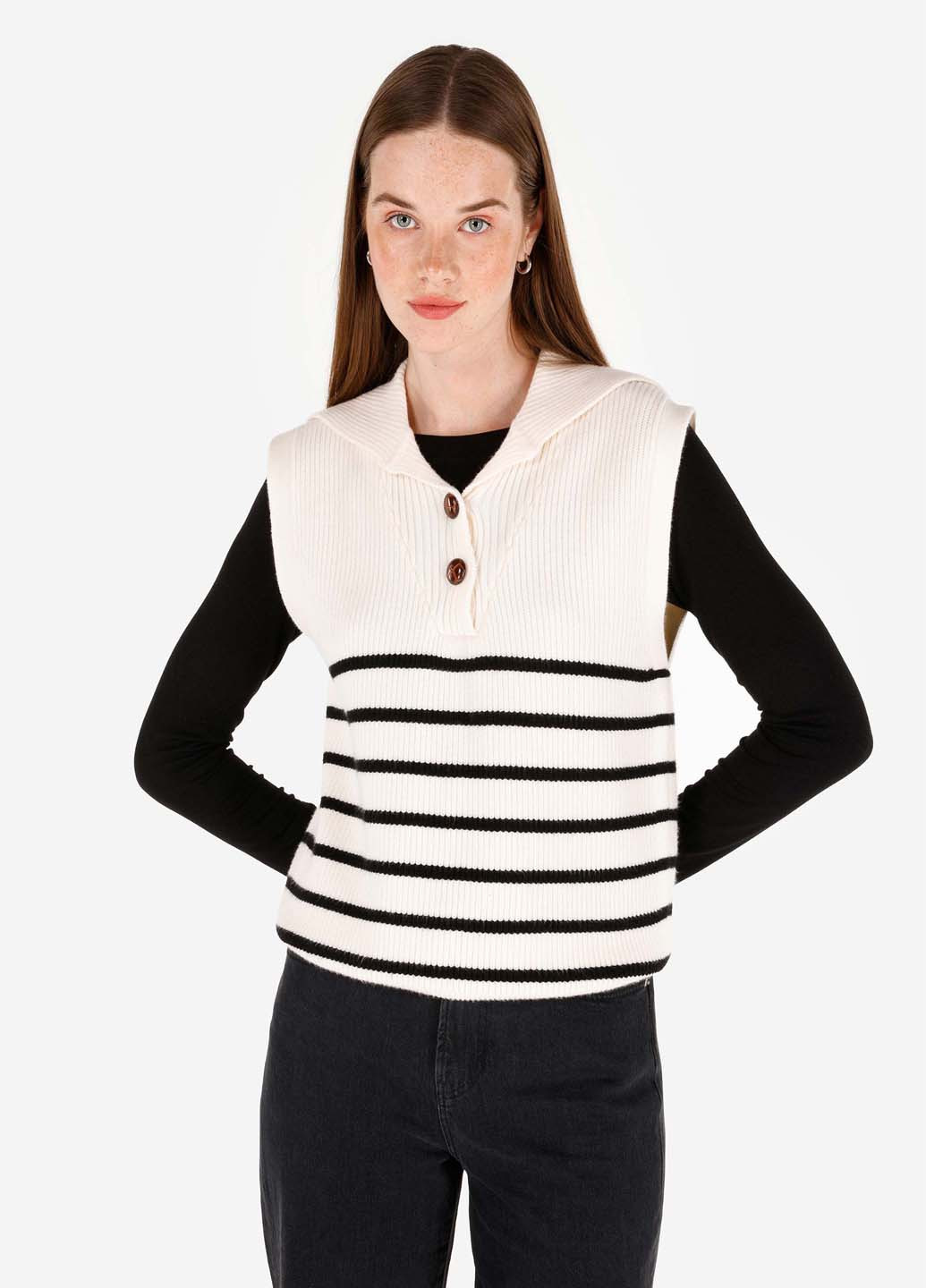 Жилет Colin's (344457475)