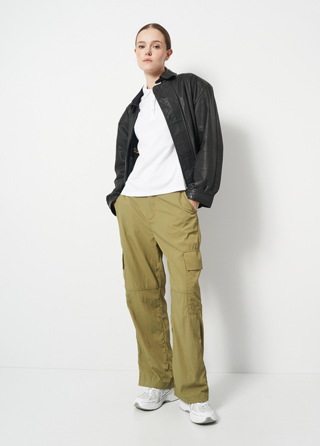 Белая женская футболка-поло Sol's однотонная