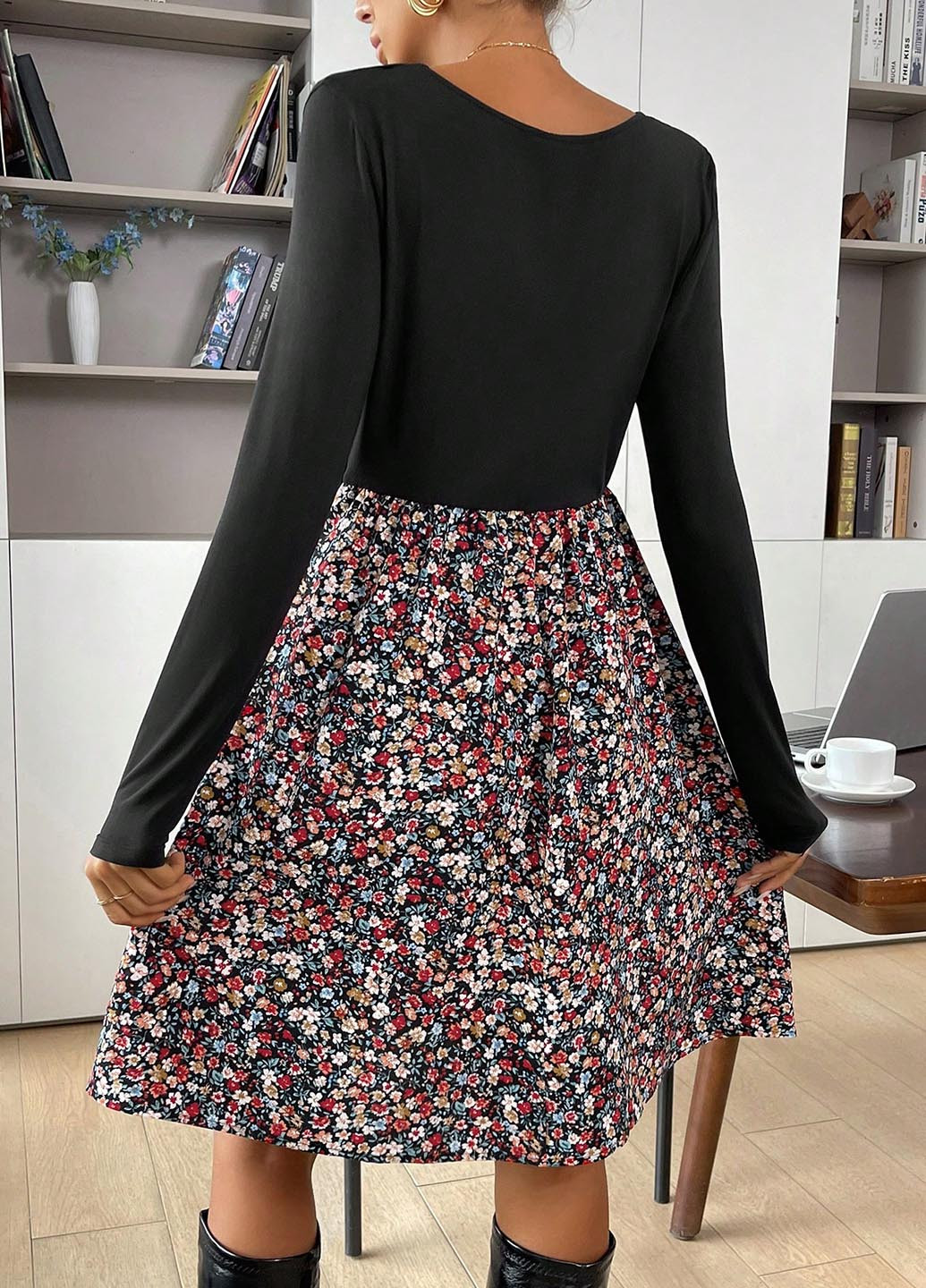 Чорна кежуал сукня для вагітних і годуючих кльош SHEIN з квітковим принтом