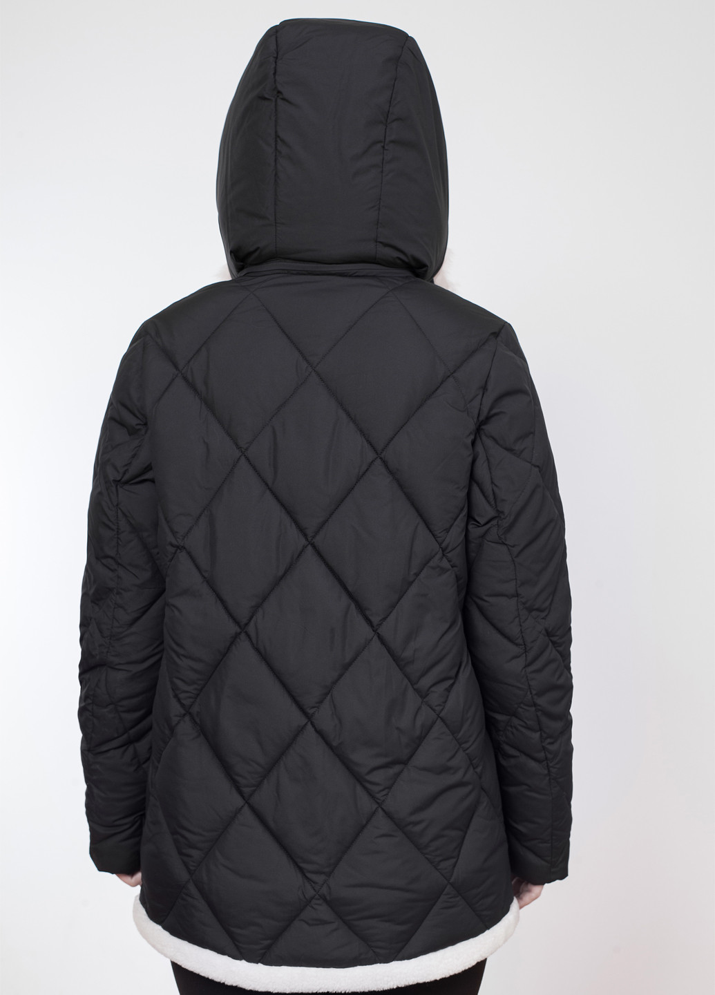 Черная зимняя куртка Qarlevar