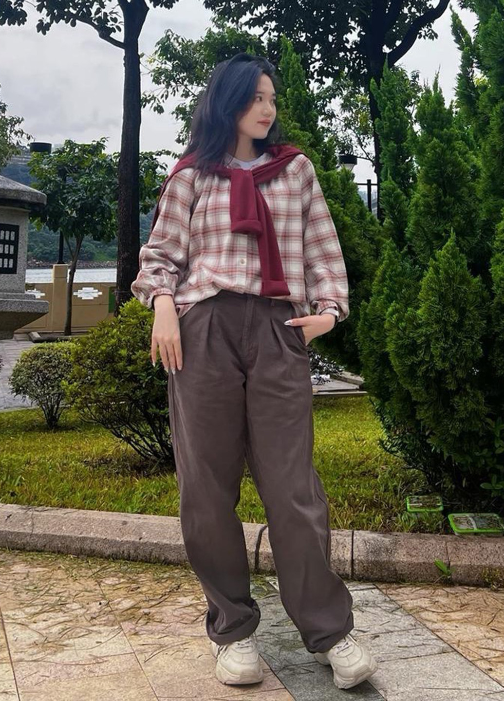 Красная кэжуал рубашка в клетку Uniqlo