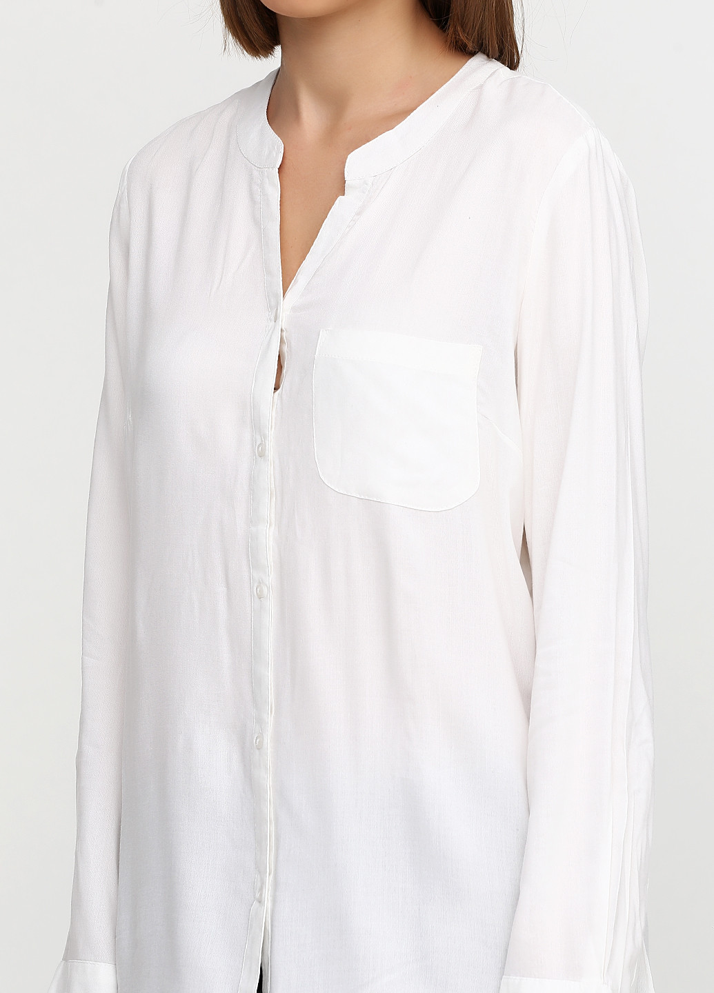 Белая демисезонная блуза AJC