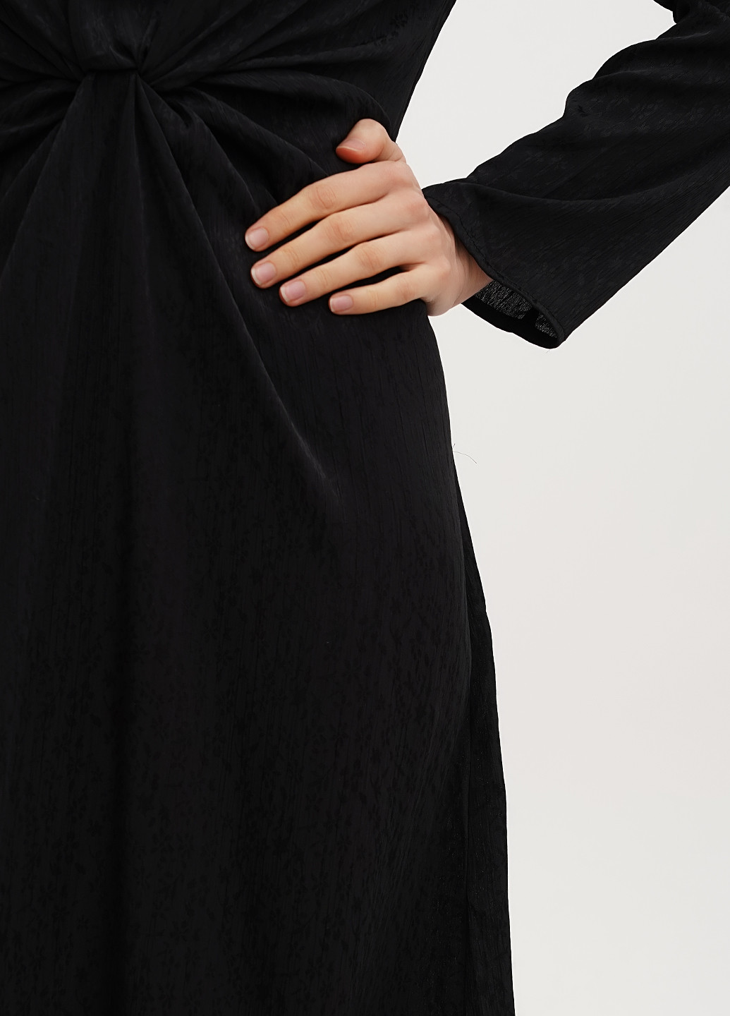 Чорна вечірня сукня H&M однотонна