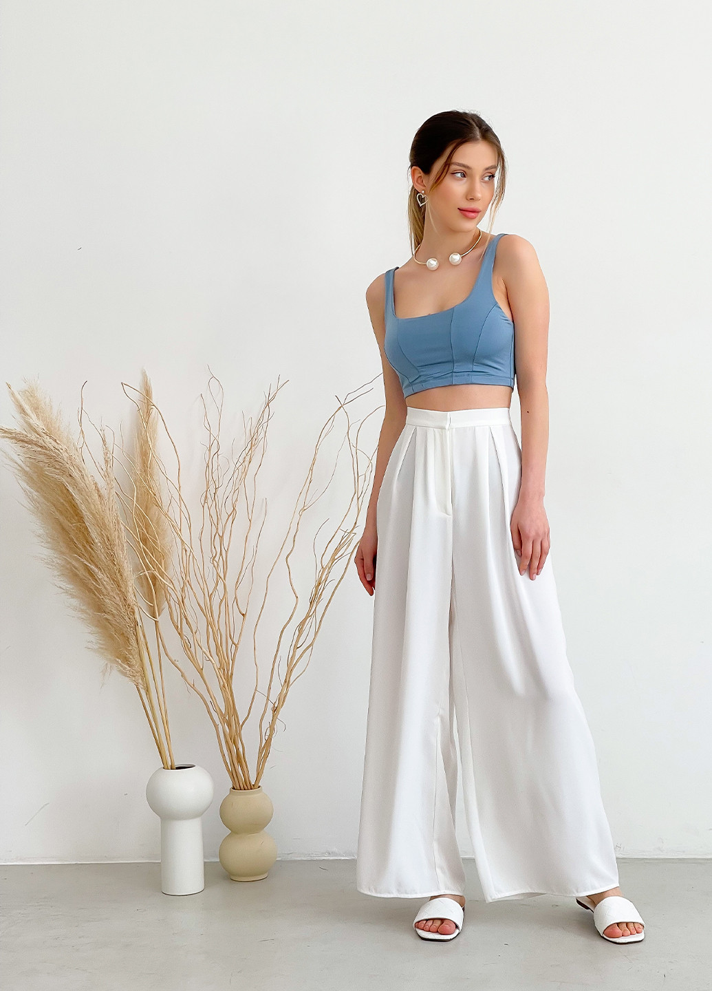 Жіночі білі широкі штани The Label Keepsake (253892759)