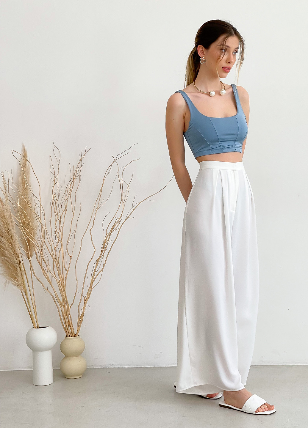 Жіночі білі широкі штани The Label Keepsake (253892759)