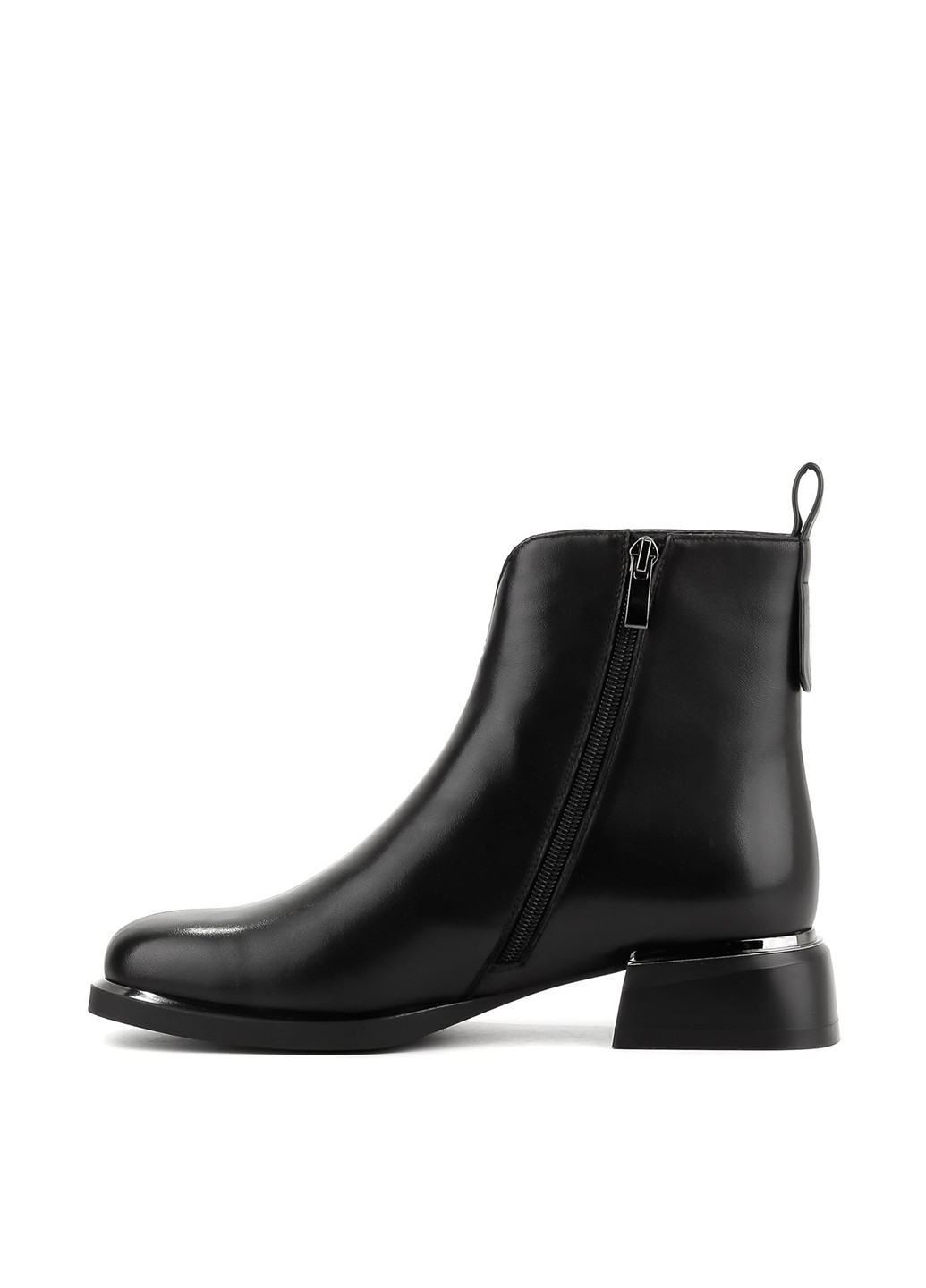 Осенние ботинки челси Le'BERDES без декора