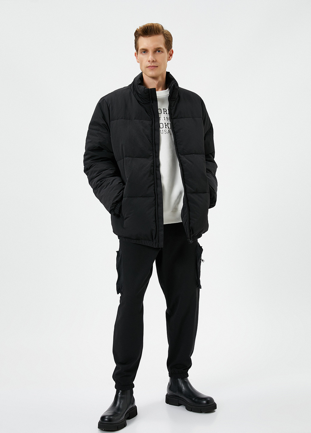 Чорна демісезонна куртка KOTON